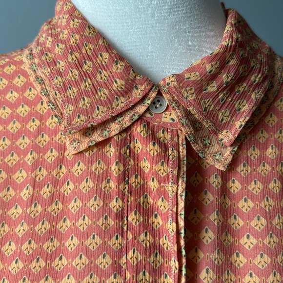 J. Jill, Size Medium, Sheer Orange and Yellow Button Front Top - Picture 2 of 8